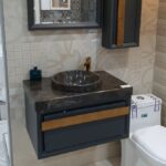 روشویی کابینتی بومرنگ مدل افرا 70 دیواری (موریس مشکی)